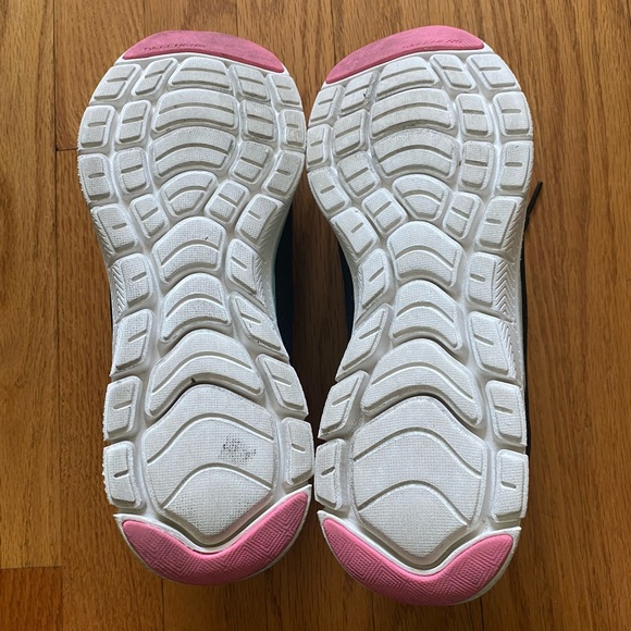 Skechers Shoes Women’s 10 US Black Air cooled Memory Foam Sneakers Flex-lite - Picture 9 of 9